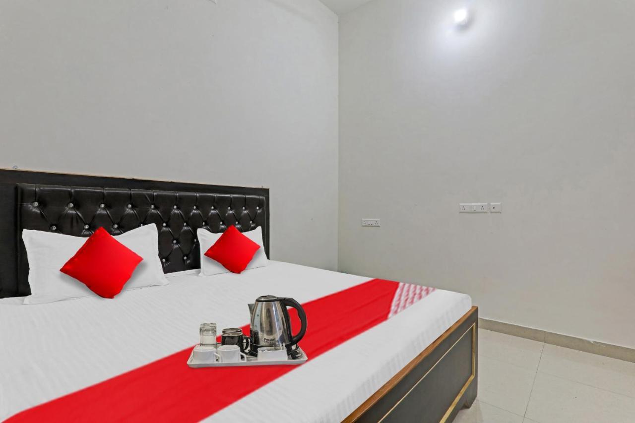O City 3* Varanasi