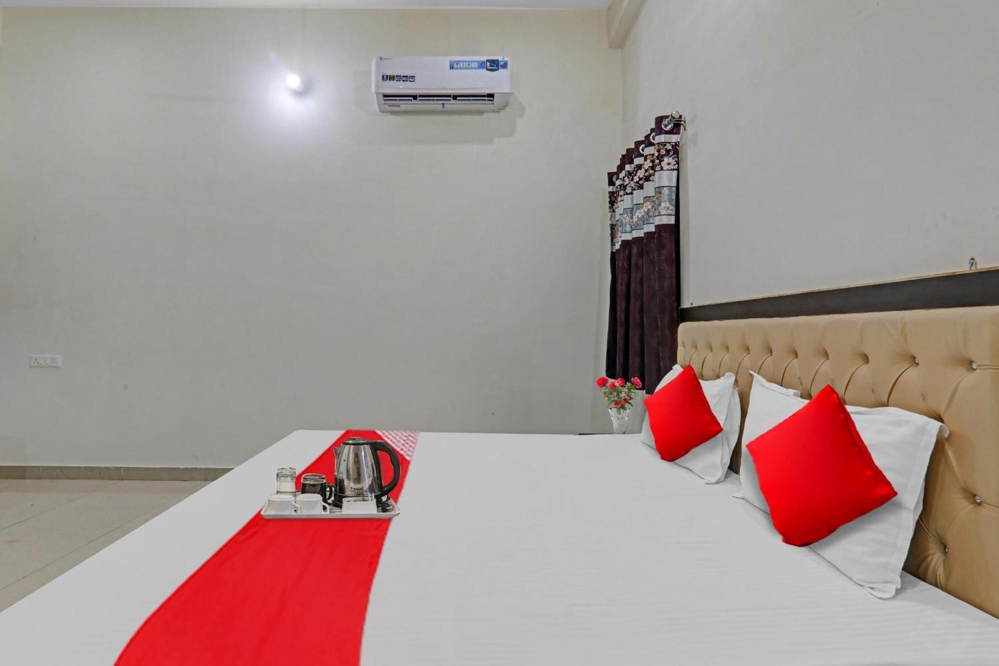 O City 3* Varanasi